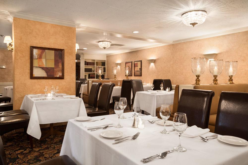 The Senator Hotel & Conference Center Timmins Εξωτερικό φωτογραφία