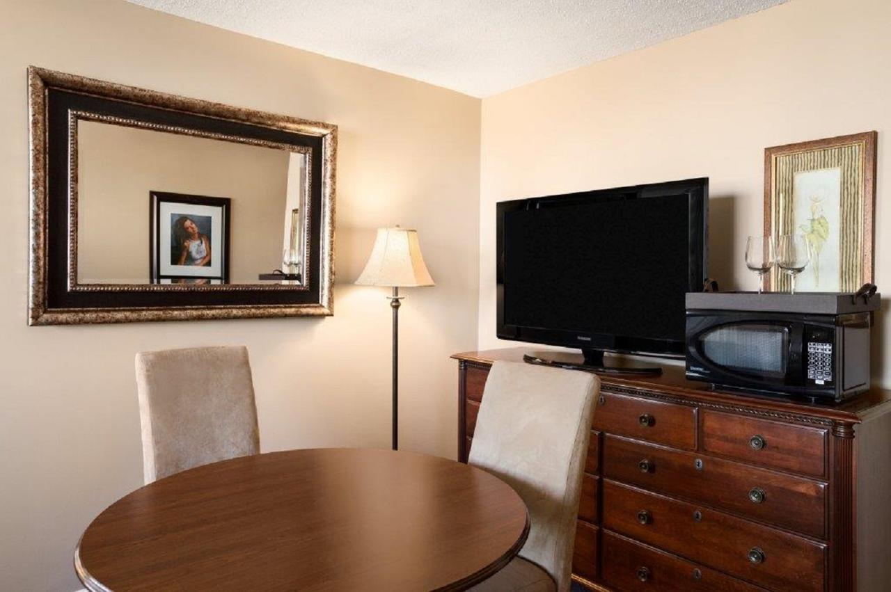 The Senator Hotel & Conference Center Timmins Εξωτερικό φωτογραφία
